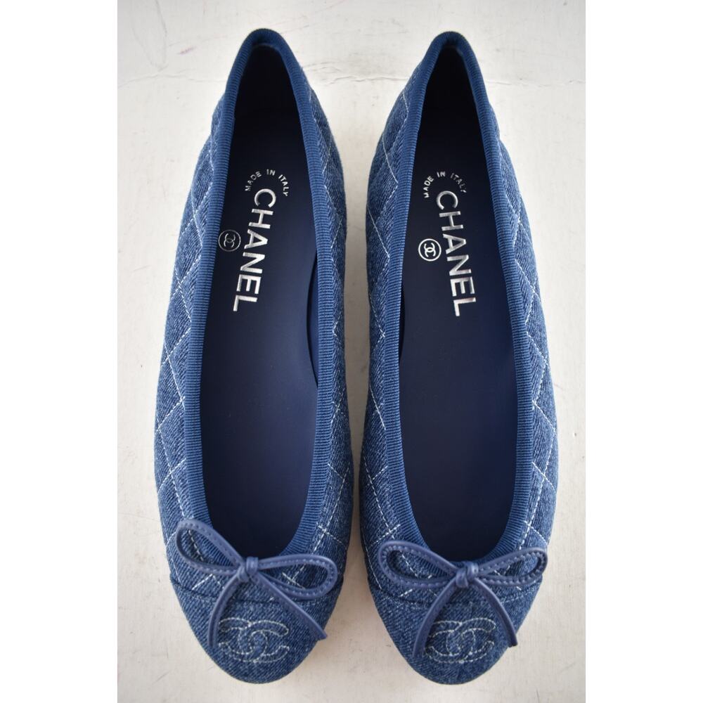 Chanel 26P Washed Denim Blue Quilted CC Logo Bow Tie Ballet Ballerina Flat 37.5 - Picture 14 of 16